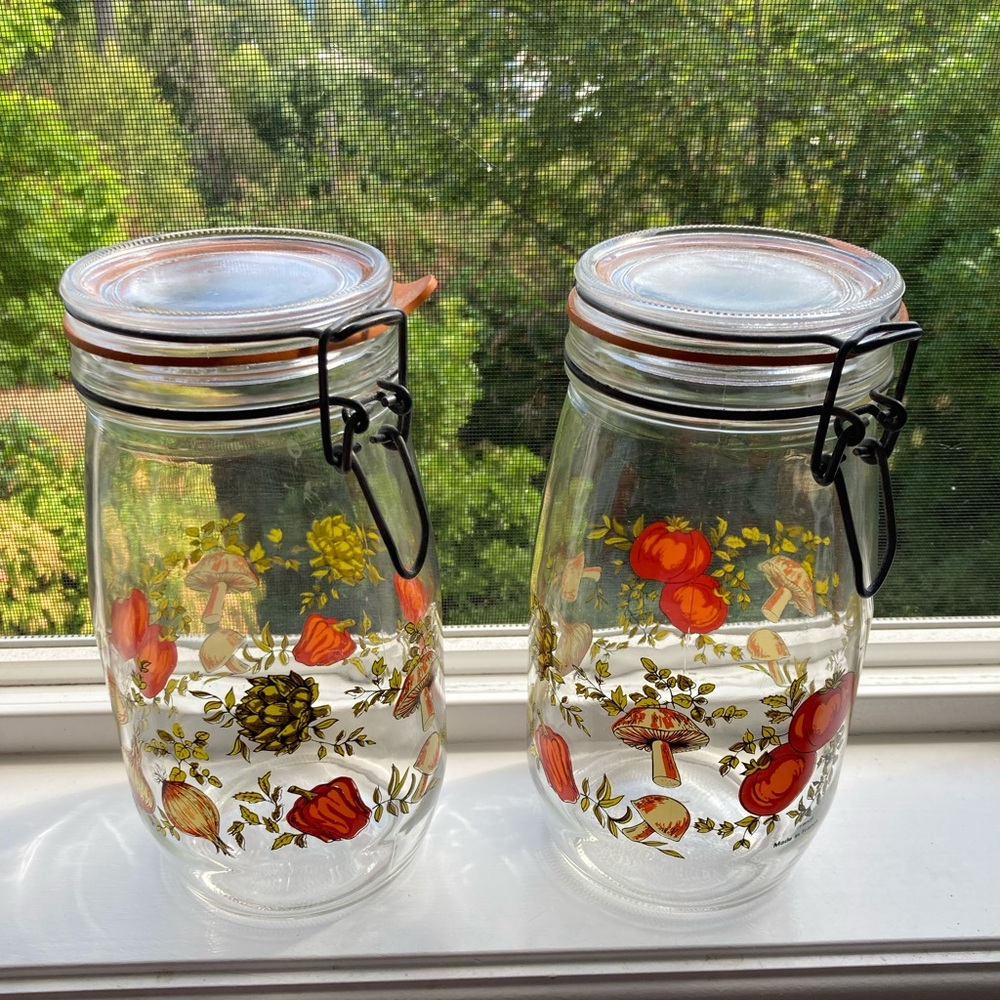 Vintage Niveau De Remplissage Arc Spice of Life Made in France Jars Set of 2